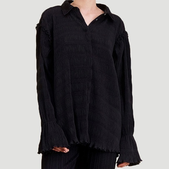 NWT Holzweiler $235 Sage Pleat Shirt Black Small